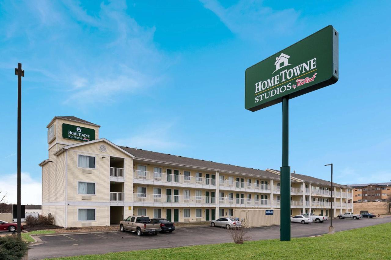 Hometowne Studios By Red Roof Kansas City - Worlds Of Fun Eksteriør bilde